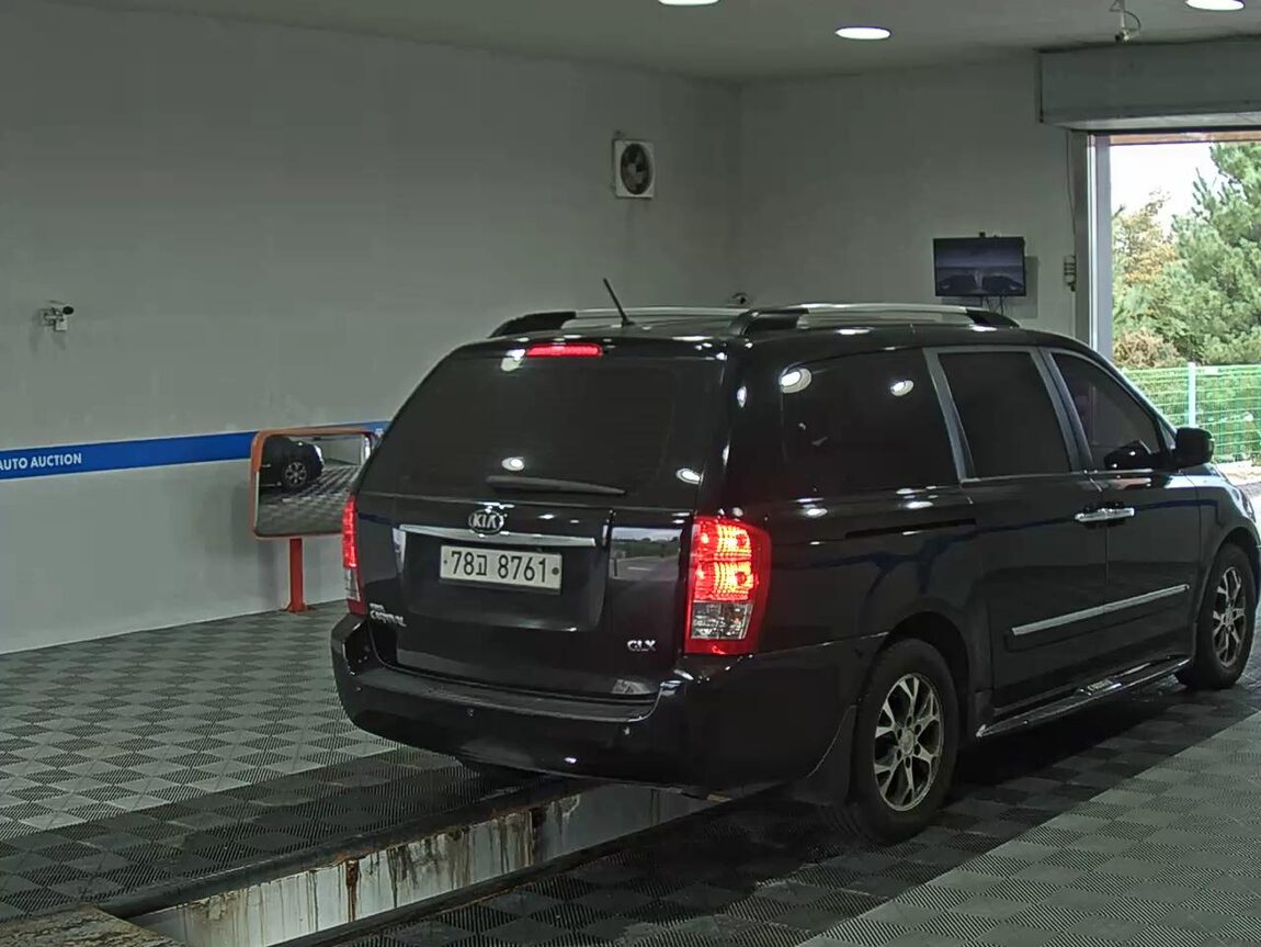 KIA CARNIVAL R 11-SEATER DIESEL GLX PREMIUM 2013 - zdjęcie 5