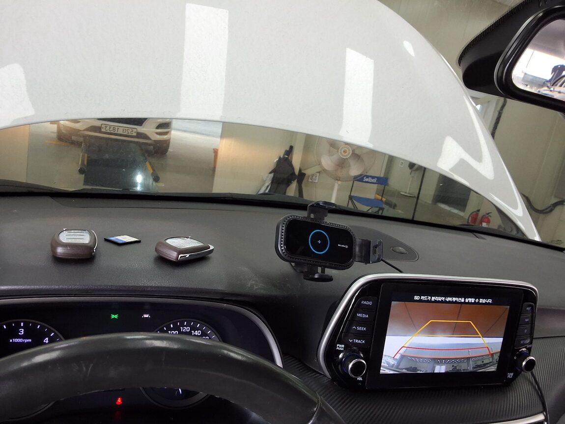 HYUNDAI NEW TUCSON 2.0 DIESEL 2WD MODERN 2019 - zdjęcie 25