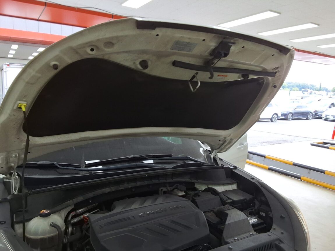 HYUNDAI NEW TUCSON 2.0 DIESEL 2WD MODERN 2019 - zdjęcie 18