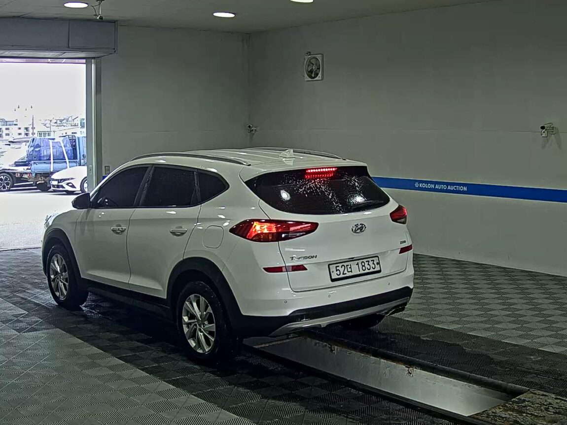 HYUNDAI NEW TUCSON 2.0 DIESEL 2WD MODERN 2019 - zdjęcie 6