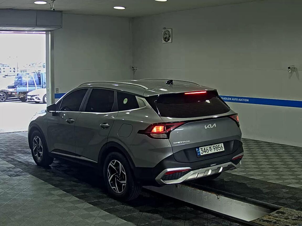 KIA THE ALL NEW SPORTAGE 2.0 DIESEL 2WD PRESTIGE 2022 - zdjęcie 6