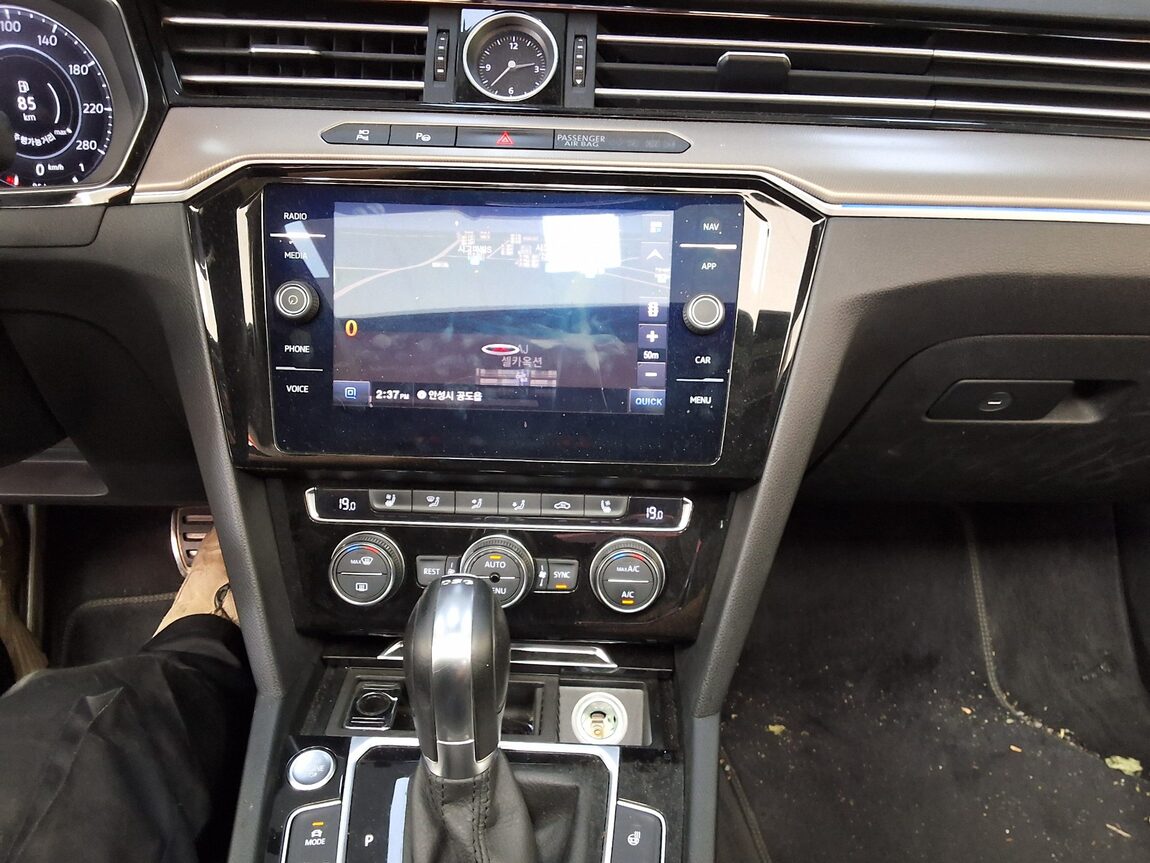 VOLKSWAGEN ARTEON 2.0 TDI ELEGANCE PRESTIGE 2019 - zdjęcie 24