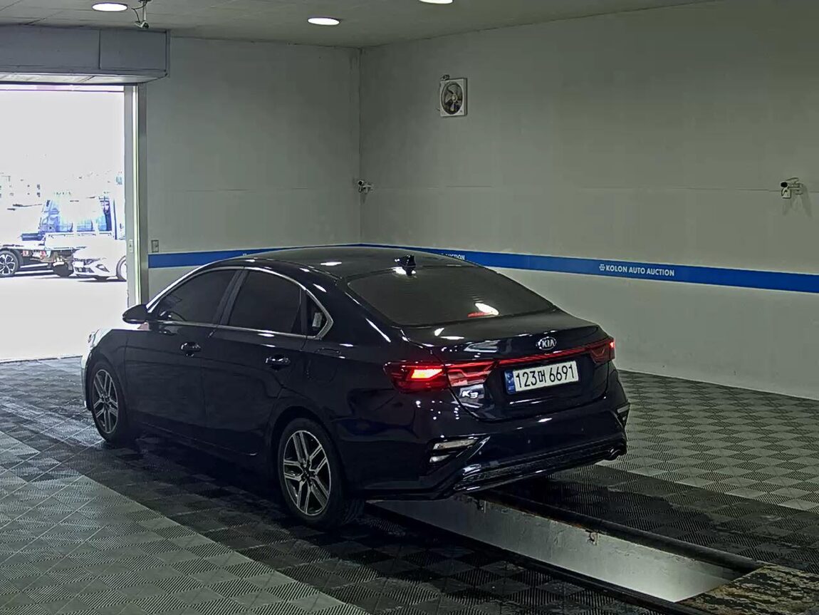 KIA ALL NEW K3 1.6 GASOLINE LUXURY 2019 - zdjęcie 6