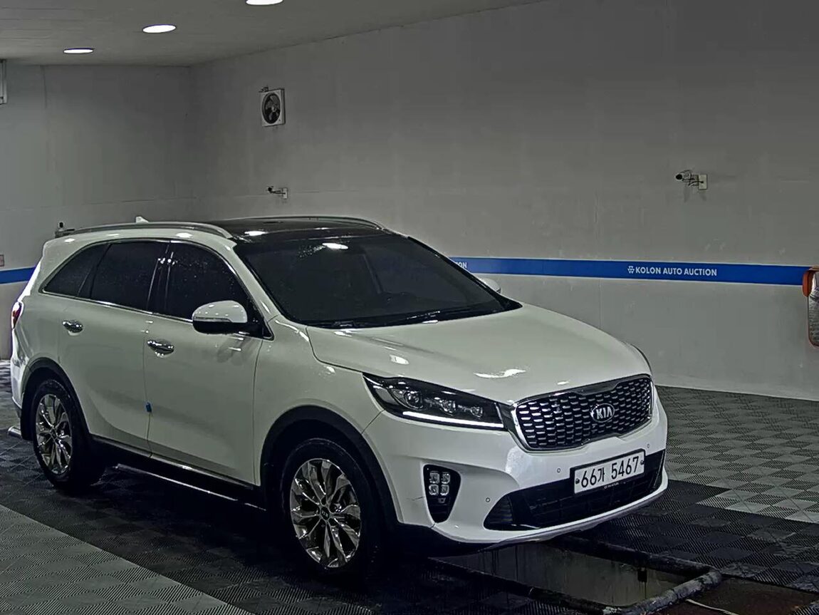 KIA THE NEW SORENTO DIESEL R2.0 2WD NOBLESSE 2018 - zdjęcie 3