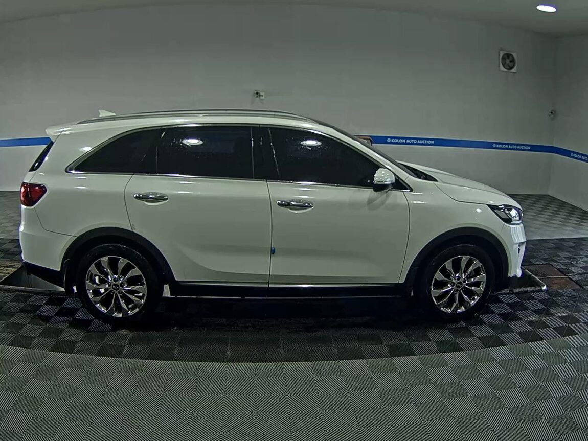 KIA THE NEW SORENTO DIESEL R2.0 2WD NOBLESSE 2018 - zdjęcie 4