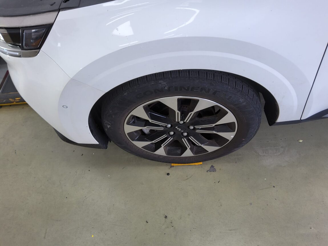 KIA NEW CARNIVAL (KA4) 7-SEATER GASOLINE SIGNATURE 2023 - zdjęcie 23