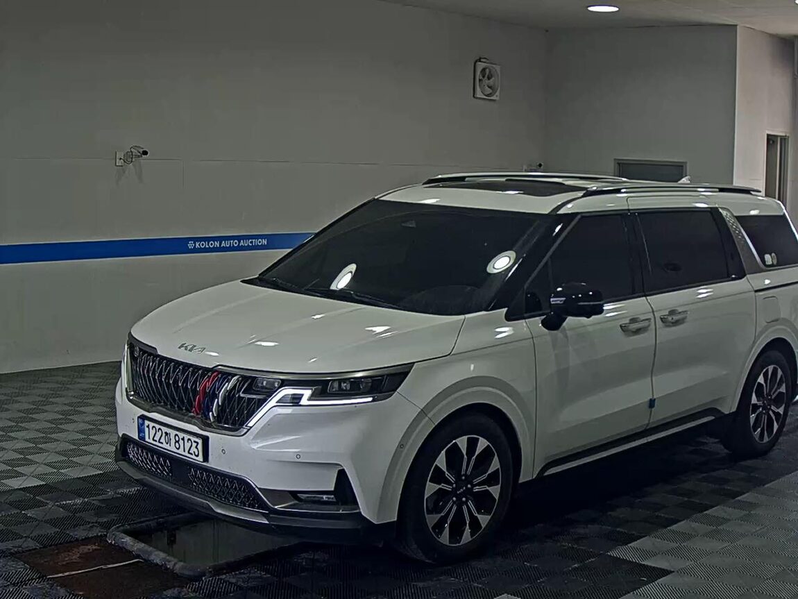KIA NEW CARNIVAL (KA4) 7-SEATER GASOLINE SIGNATURE 2023 - zdjęcie 2
