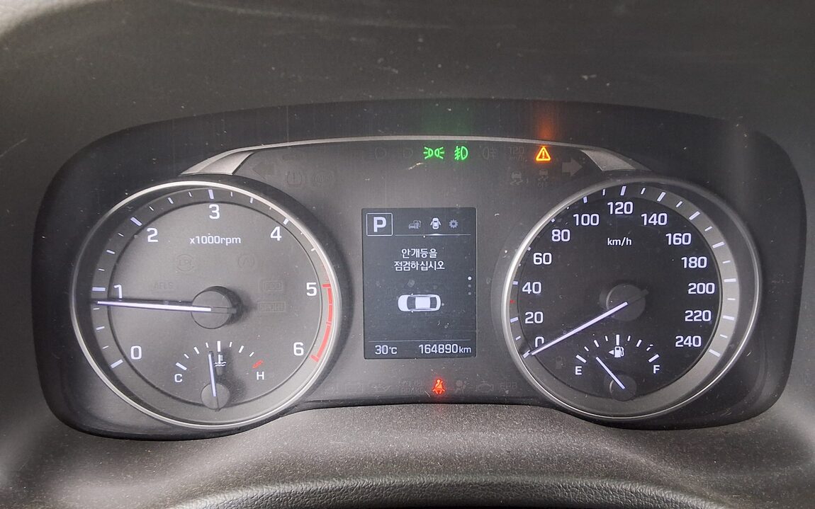 HYUNDAI AVANTE AD 1.6 DIESEL STYLE 2017 - zdjęcie 9