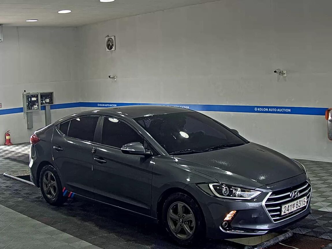 HYUNDAI AVANTE AD 1.6 DIESEL STYLE 2017 - zdjęcie 3