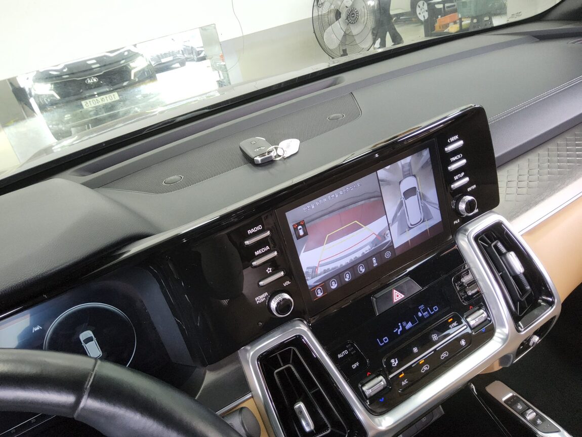 KIA NEW SORENTO (MQ4) 2.2 DIESEL 2WD NOBLESSE 2021 - zdjęcie 18