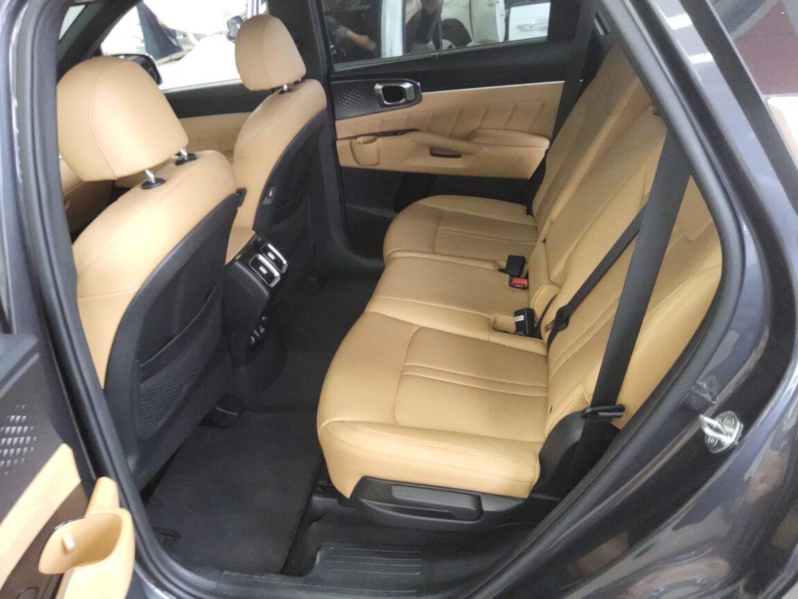 KIA NEW SORENTO (MQ4) 2.2 DIESEL 2WD NOBLESSE 2021 - zdjęcie 12