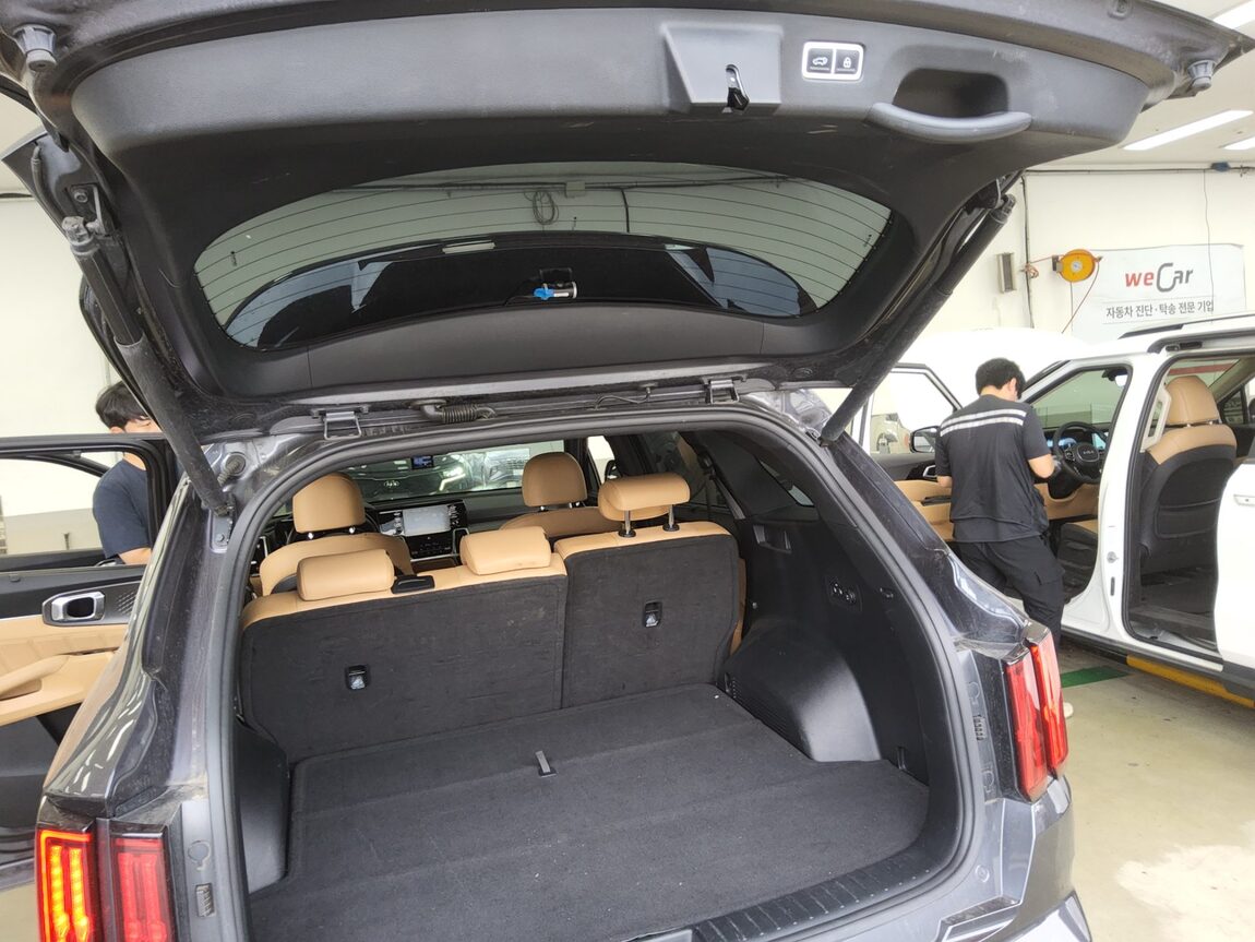 KIA NEW SORENTO (MQ4) 2.2 DIESEL 2WD NOBLESSE 2021 - zdjęcie 15