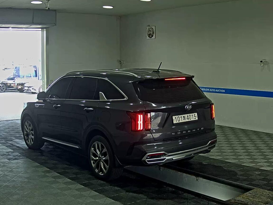 KIA NEW SORENTO (MQ4) 2.2 DIESEL 2WD NOBLESSE 2021 - zdjęcie 6