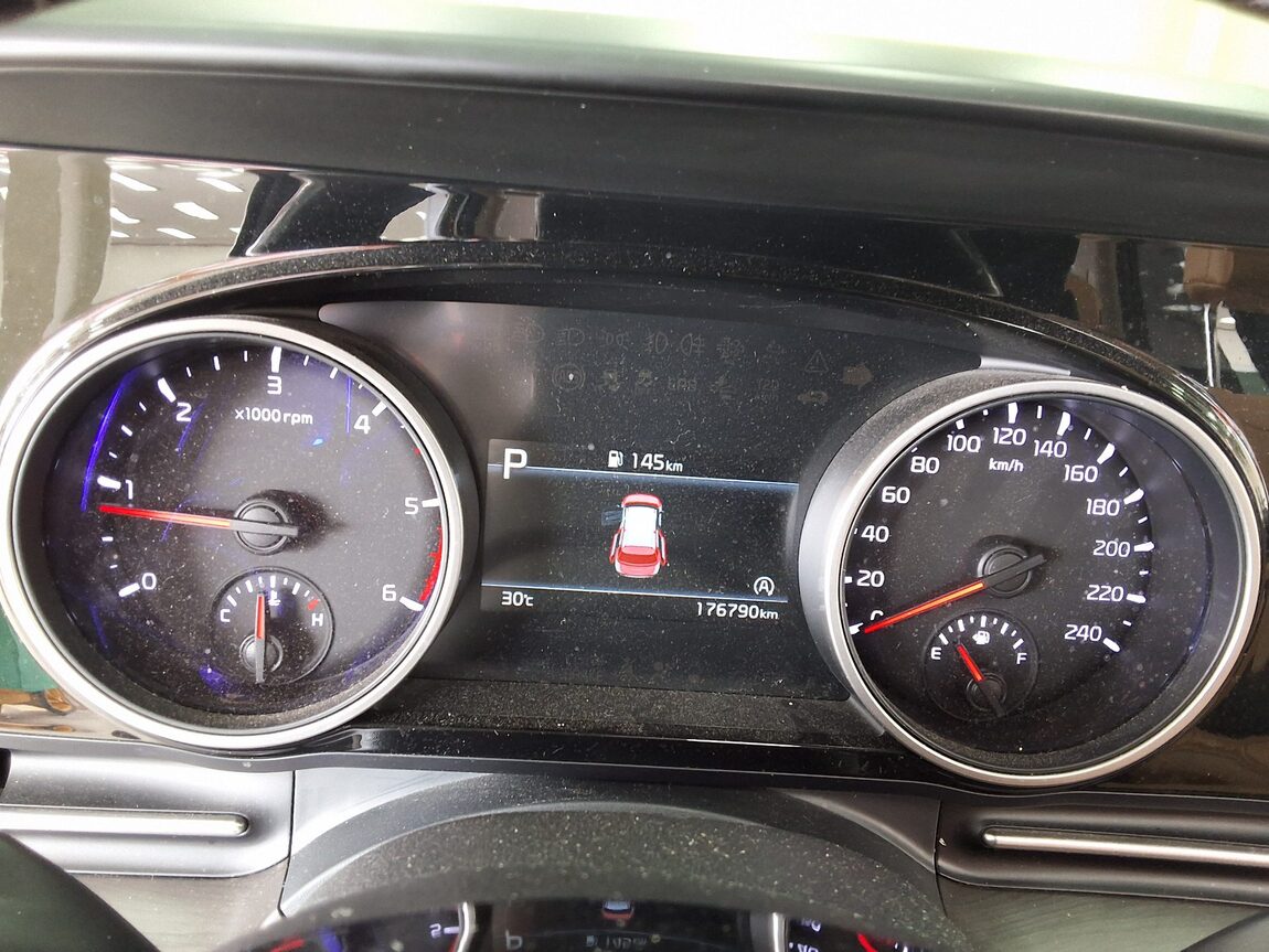 KIA NEW CARNIVAL (KA4) 9-SEATER DIESEL NOBLESSE 2021 - zdjęcie 10