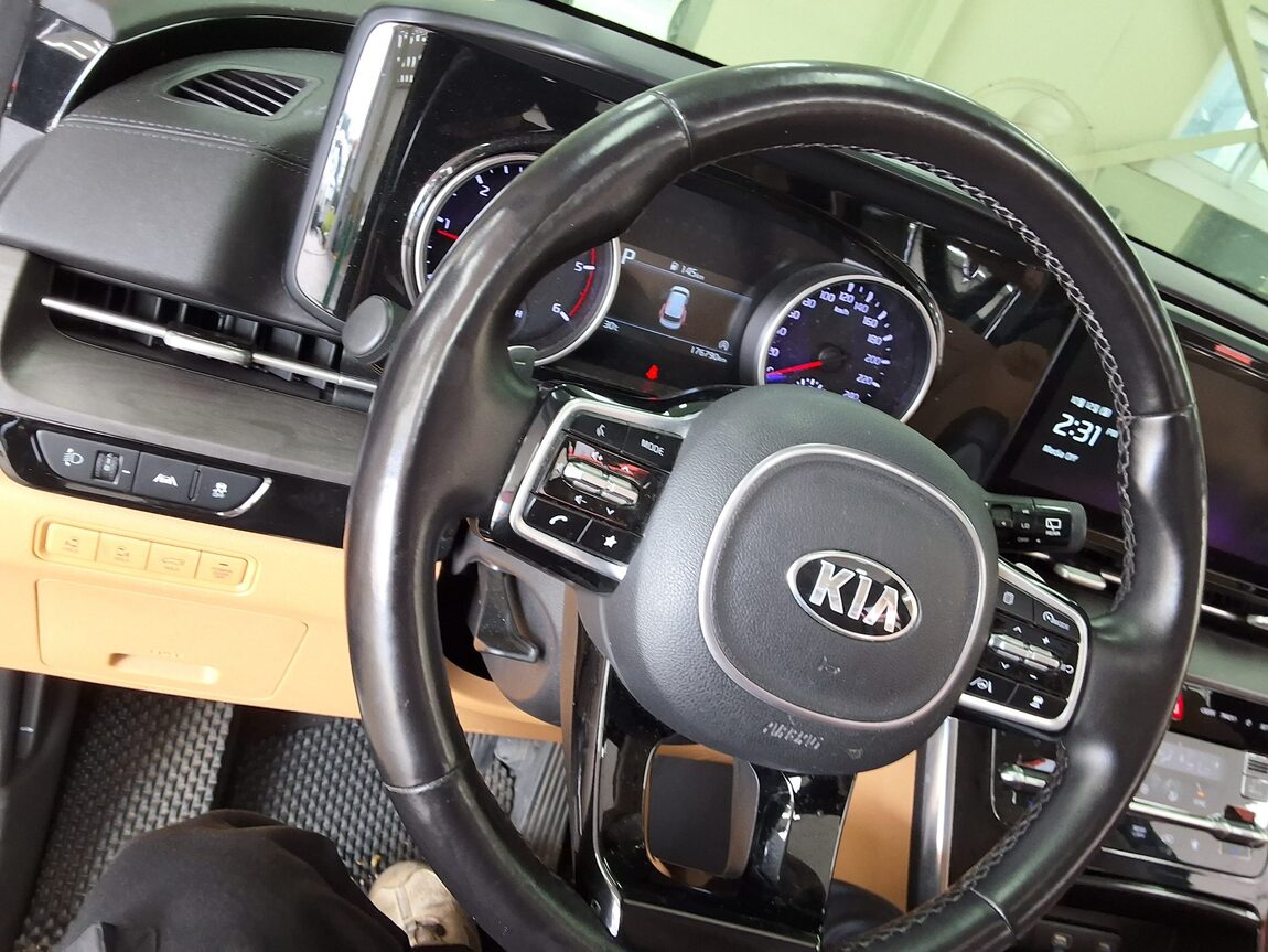 KIA NEW CARNIVAL (KA4) 9-SEATER DIESEL NOBLESSE 2021 - zdjęcie 23