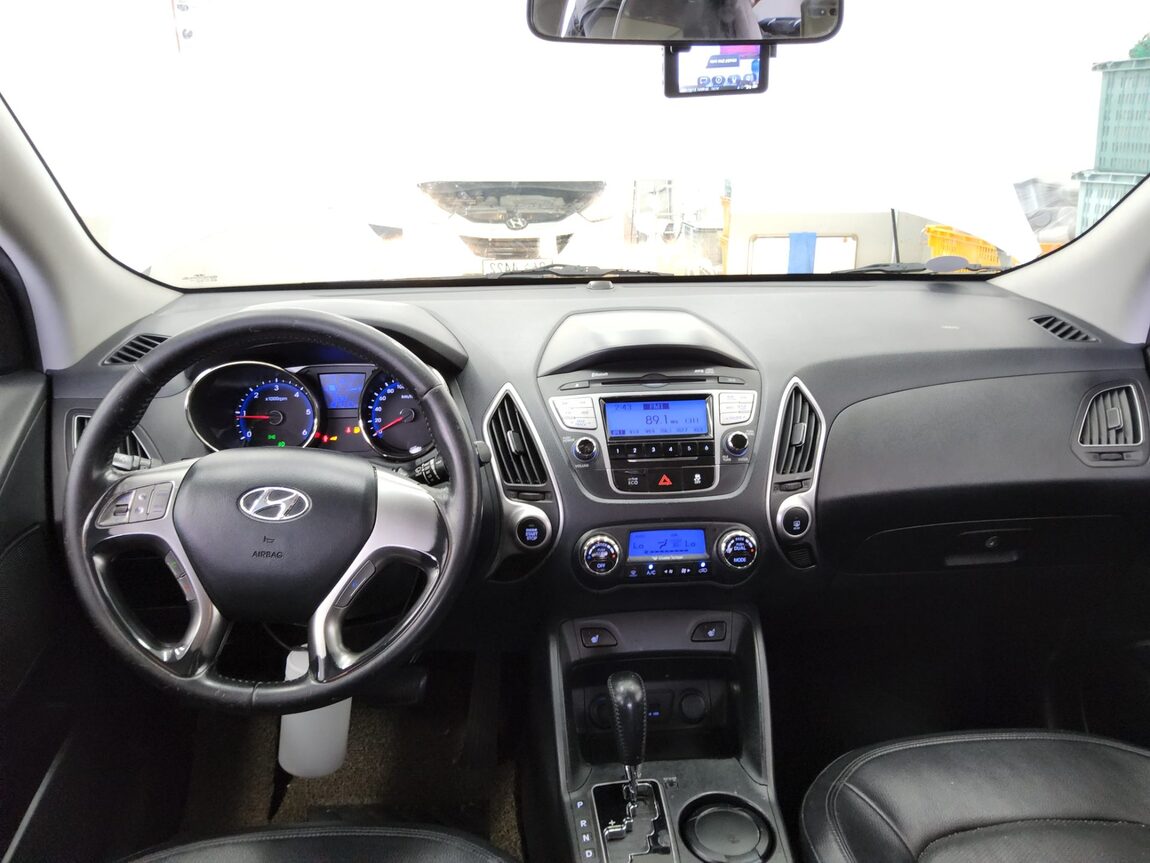 HYUNDAI TUCSON ix DIESEL R20 2WD LX20 LUXURY 2011 - zdjęcie 11