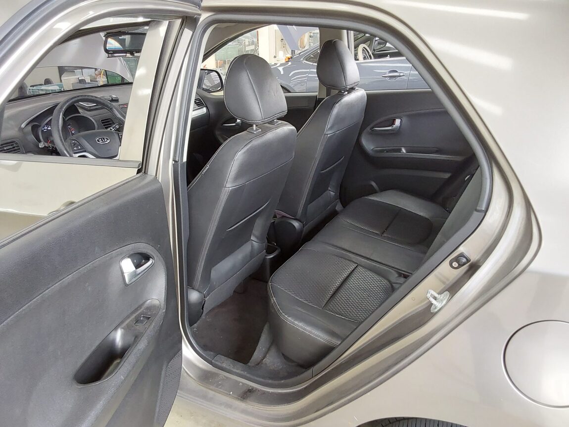 KIA ALL NEW MORNING GASOLINE LUXURY 2012 - zdjęcie 12
