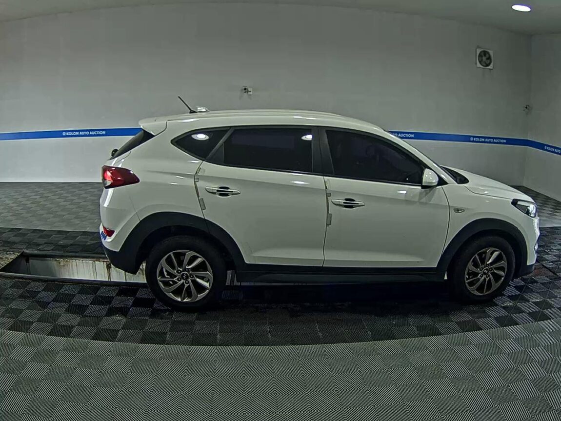 HYUNDAI ALL NEW TUCSON DIESEL R2.0 2WD STYLE 2016 - zdjęcie 4