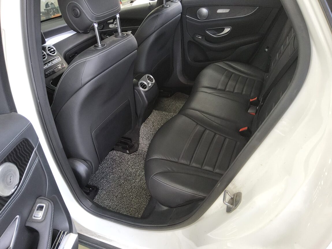 MERCEDES-BENZ GLC-CLASS GLC 220d 4MATIC PREMIUM 2017 - zdjęcie 12