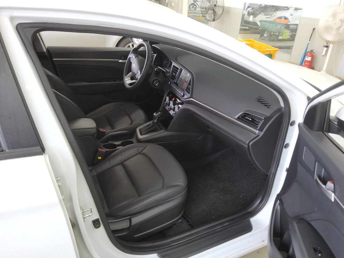 HYUNDAI THE NEW AVANTE AD 1.6 LPI RENTAL CAR STYLE 2020 - zdjęcie 14