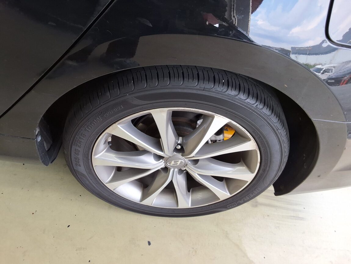 HYUNDAI GRANDEUR HG HG 300 PREMIUM 2015 - zdjęcie 22