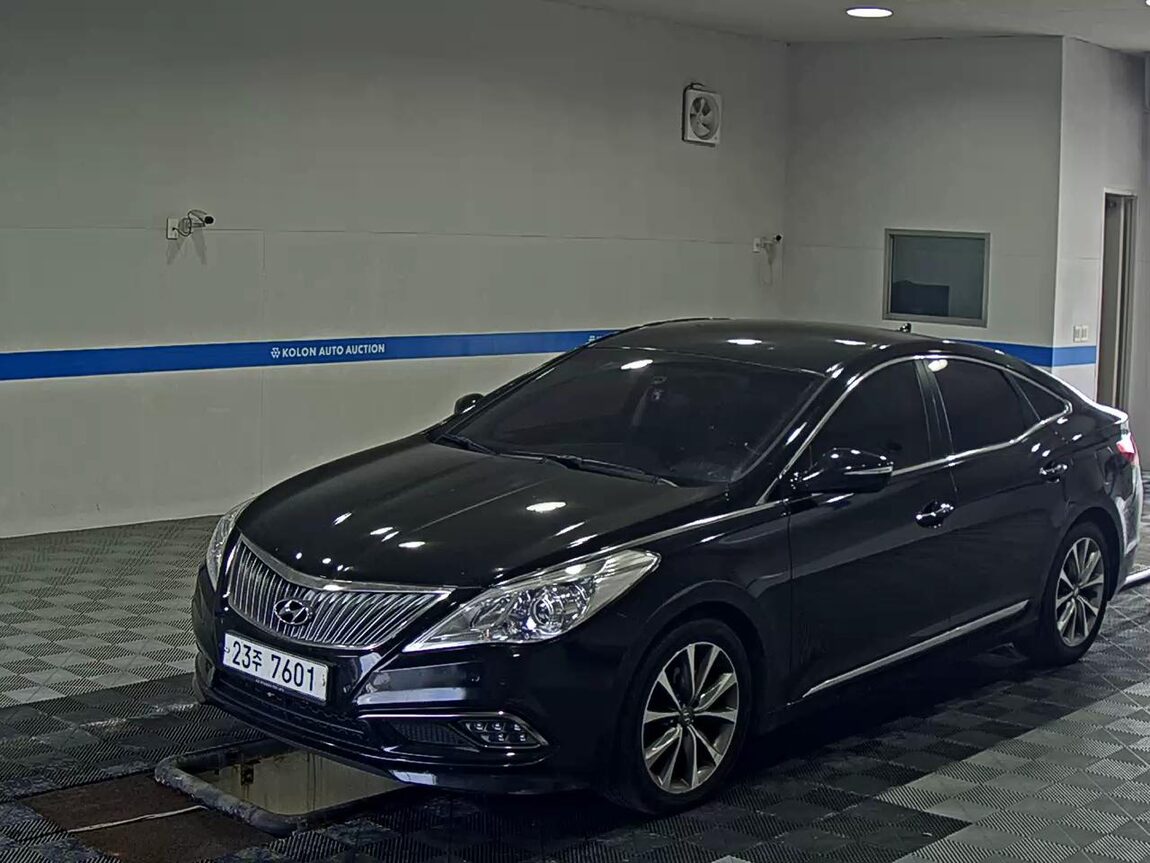 HYUNDAI GRANDEUR HG HG 300 PREMIUM 2015 - zdjęcie 2