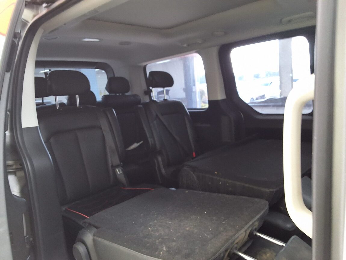 HYUNDAI STARIA 2.2 DIESEL TOURER 11-SEATER 2WD MODERN 2022 - zdjęcie 14