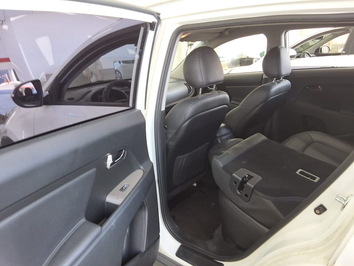 KIA THE NEW SPORTAGE R DIESEL R2.0 2WD TRENDY 2014 - zdjęcie 12