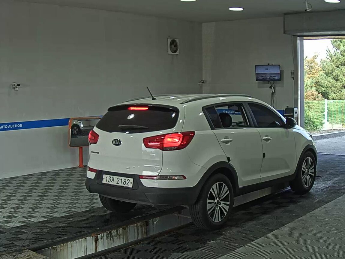 KIA THE NEW SPORTAGE R DIESEL R2.0 2WD TRENDY 2014 - zdjęcie 5