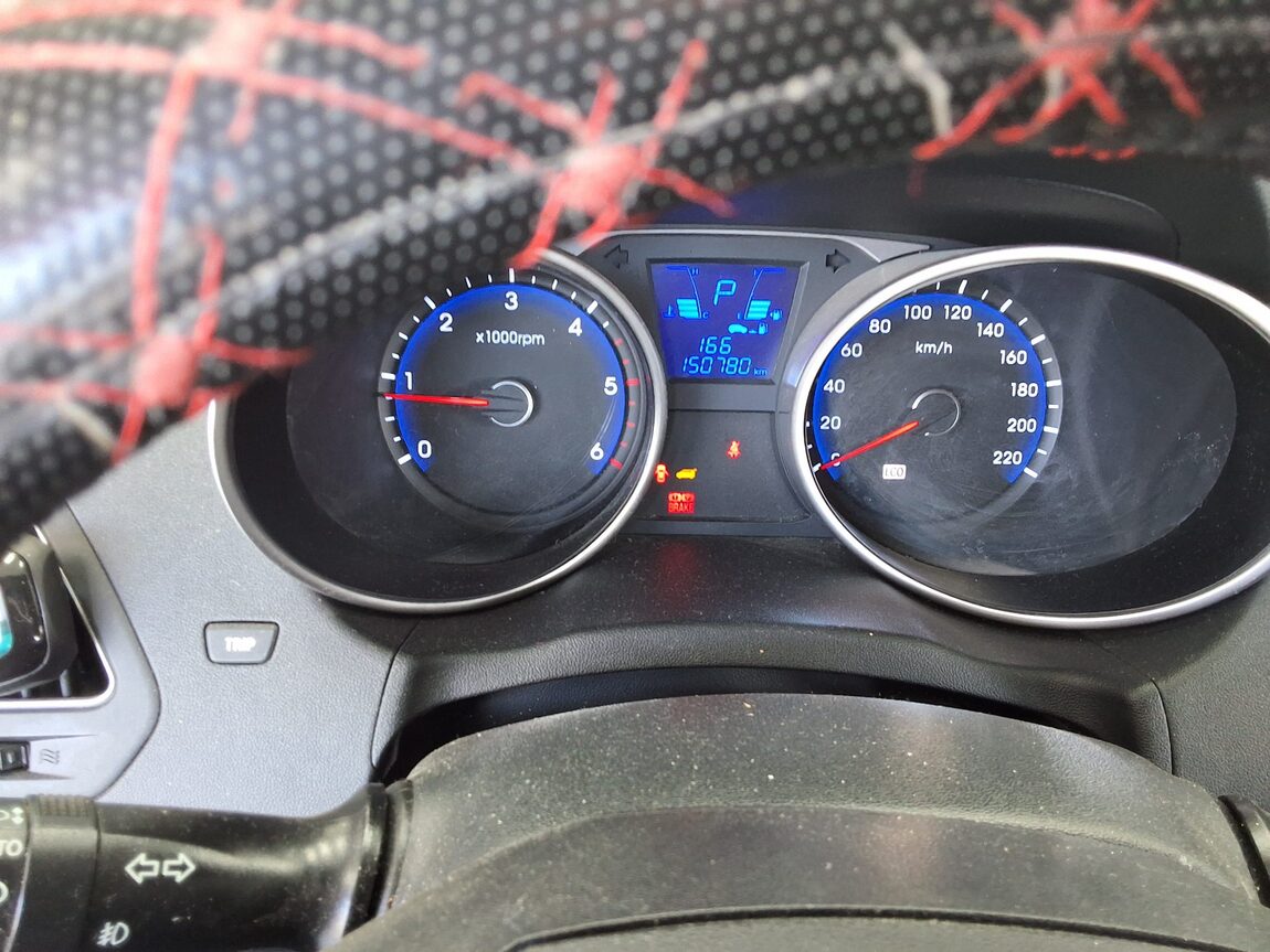 HYUNDAI TUCSON ix DIESEL R20 2WD LX20 PREMIER 2010 - zdjęcie 9