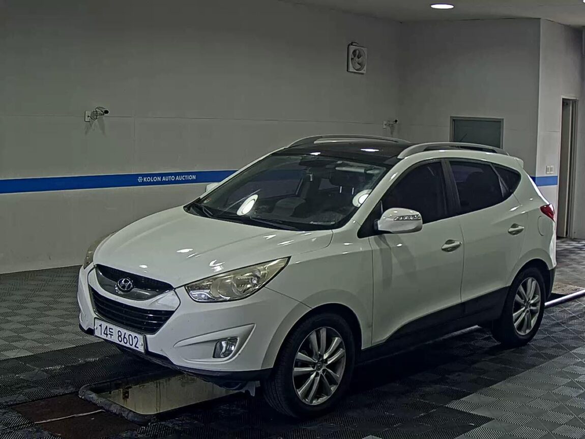 HYUNDAI TUCSON ix DIESEL R20 2WD LX20 PREMIER 2010 - zdjęcie 2