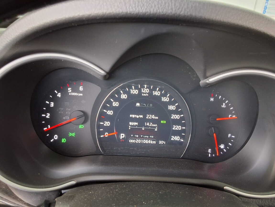KIA NEW SORENTO R R2.0 2WD LIMITED 2013 - zdjęcie 9