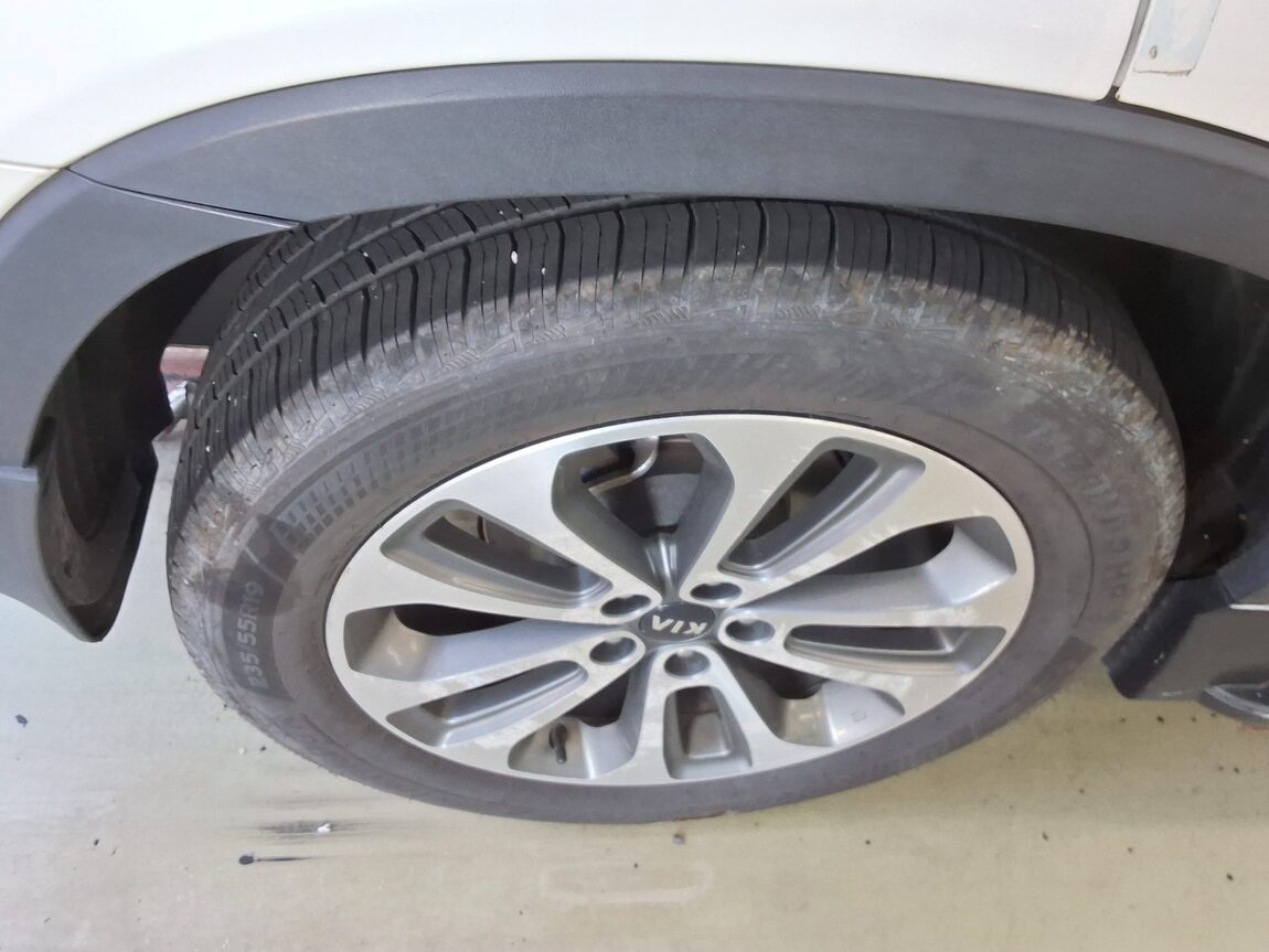 KIA NEW SORENTO R R2.0 2WD LIMITED 2013 - zdjęcie 24