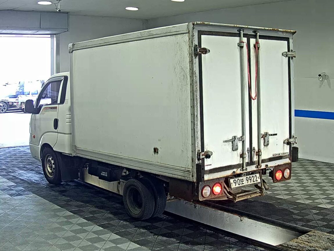 KIA BONGO III CARGO FREEZER BOX TRUCK 1 TON KING CAB 2015 - zdjęcie 6