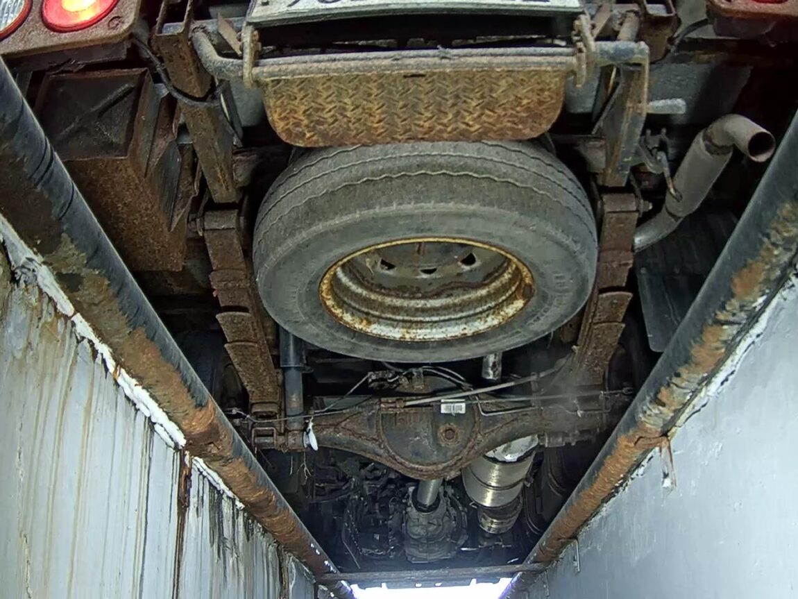KIA BONGO III CARGO FREEZER BOX TRUCK 1 TON KING CAB 2015 - zdjęcie 8