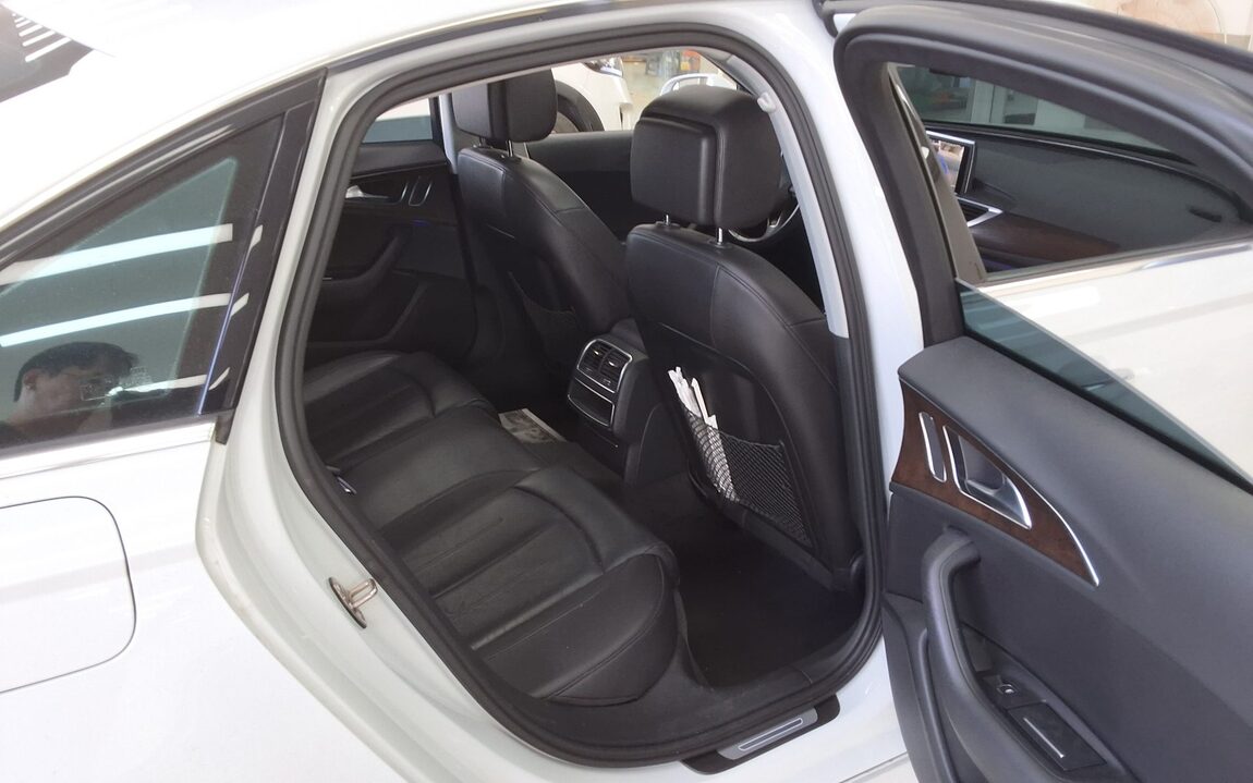 AUDI A6 (4TH GEN) 35 TDI COMFORT 2016 - zdjęcie 13