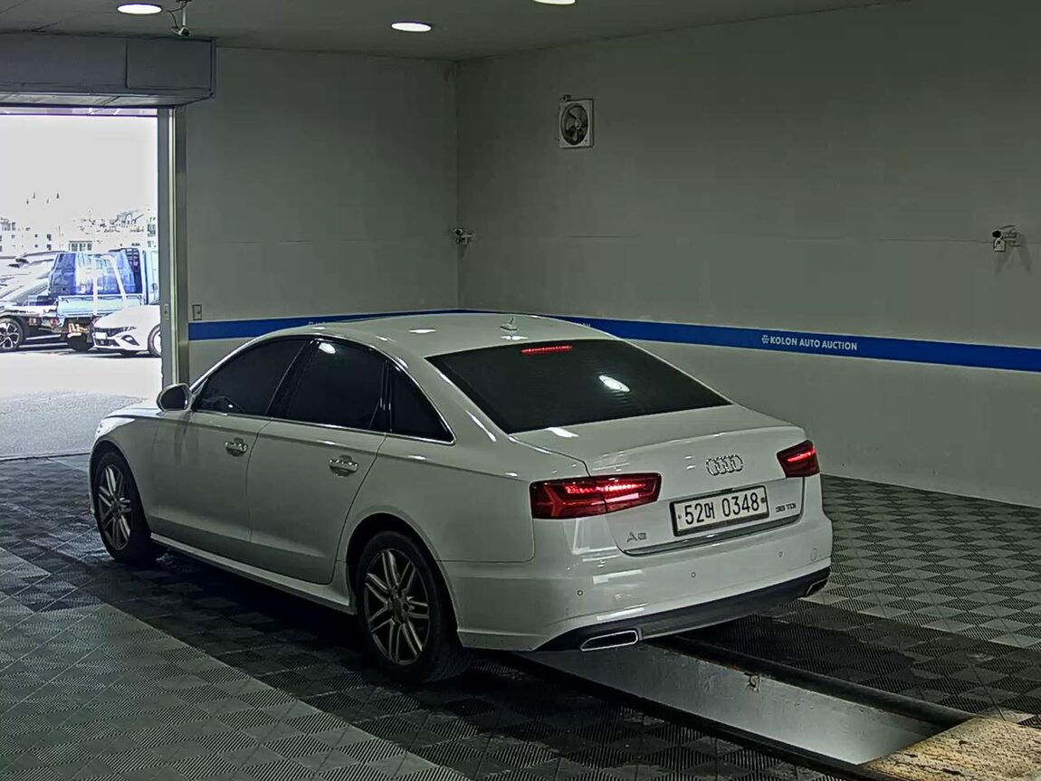 AUDI A6 (4TH GEN) 35 TDI COMFORT 2016 - zdjęcie 6