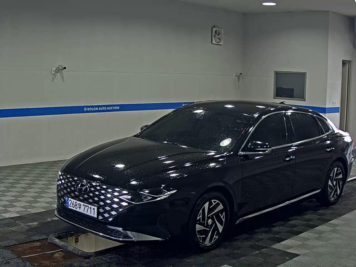 HYUNDAI THE NEW GRANDEUR IG HYBRID 2.4 HEV LE BLANC 2022 - zdjęcie 2