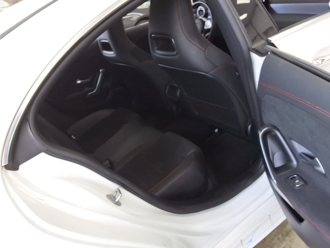 MERCEDES-BENZ CLA-CLASS (2ND GEN) CLA250 4MATIC 2021 - zdjęcie 13