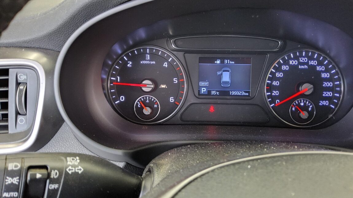 KIA THE NEW SORENTO DIESEL R2.0 2WD NOBLESSE 2019 - zdjęcie 9