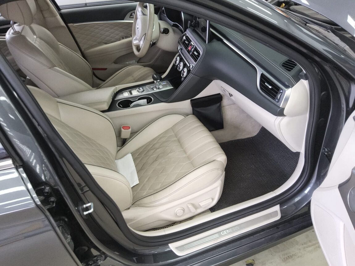 GENESIS G70 3.3T SPORTS SUPREME 2018 - zdjęcie 14