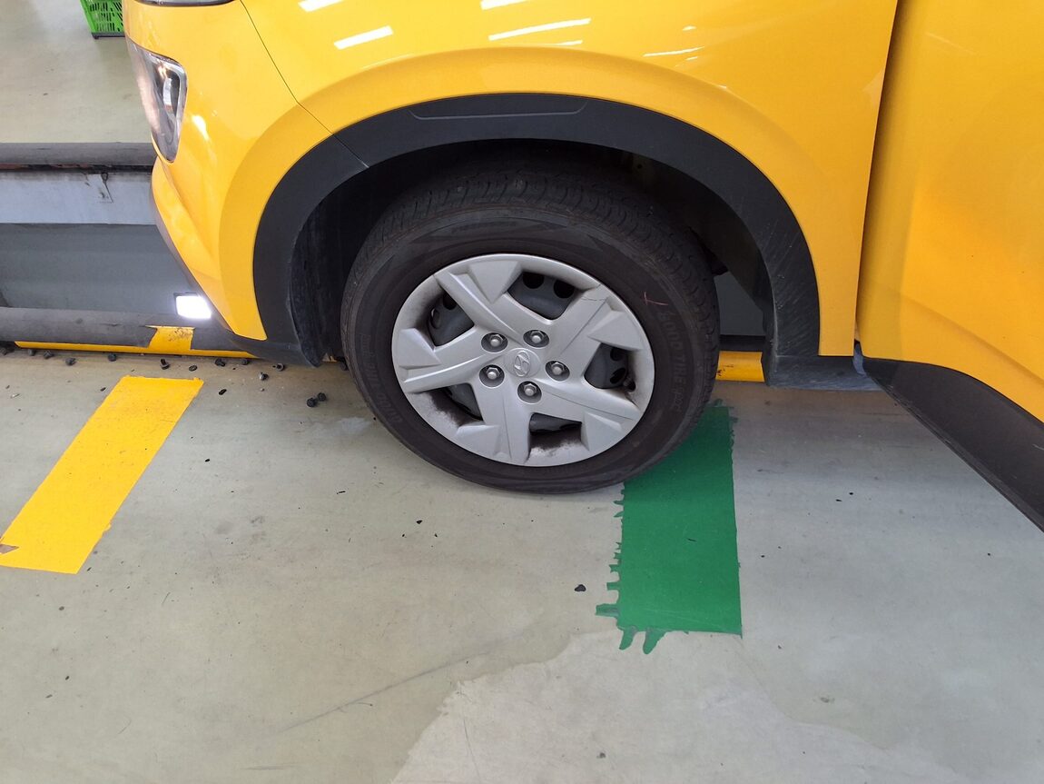 HYUNDAI VENUE 1.6 GASOLINE DRIVING SCHOOL USE 2021 - zdjęcie 20