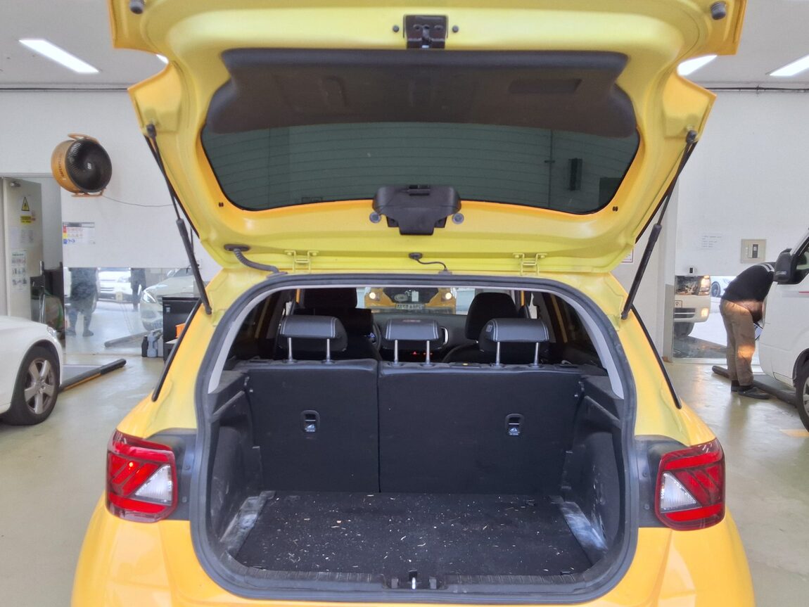 HYUNDAI VENUE 1.6 GASOLINE DRIVING SCHOOL USE 2021 - zdjęcie 15