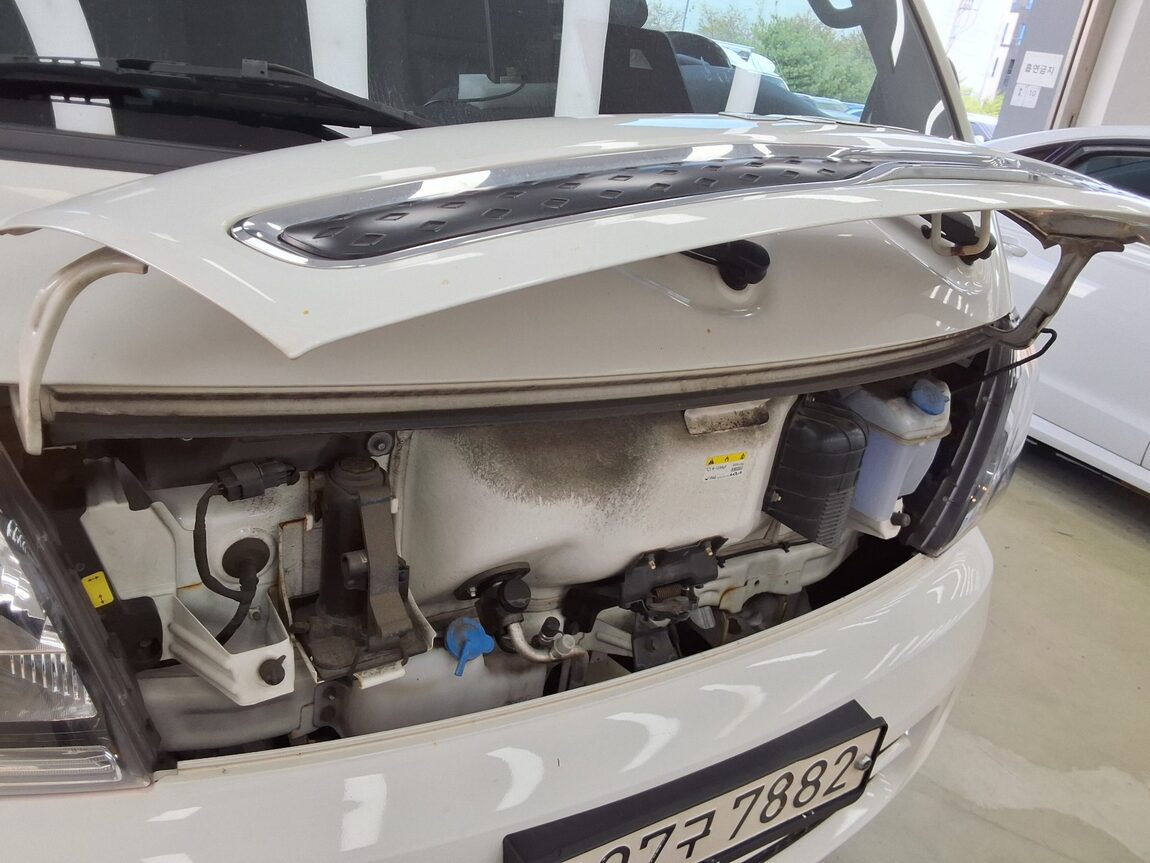 KIA THE NEW BONGO III CARGO 1 TON KING CAB EXTRA LONG WHEELBASE GL 2022 - zdjęcie 16