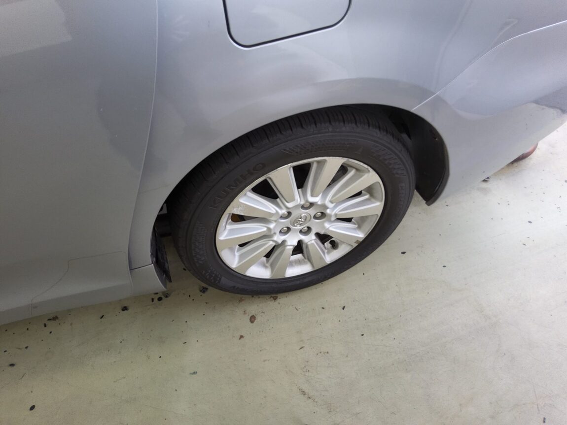 TOYOTA SIENNA (3RD GEN) 3.5 LIMITED 2012 - zdjęcie 21