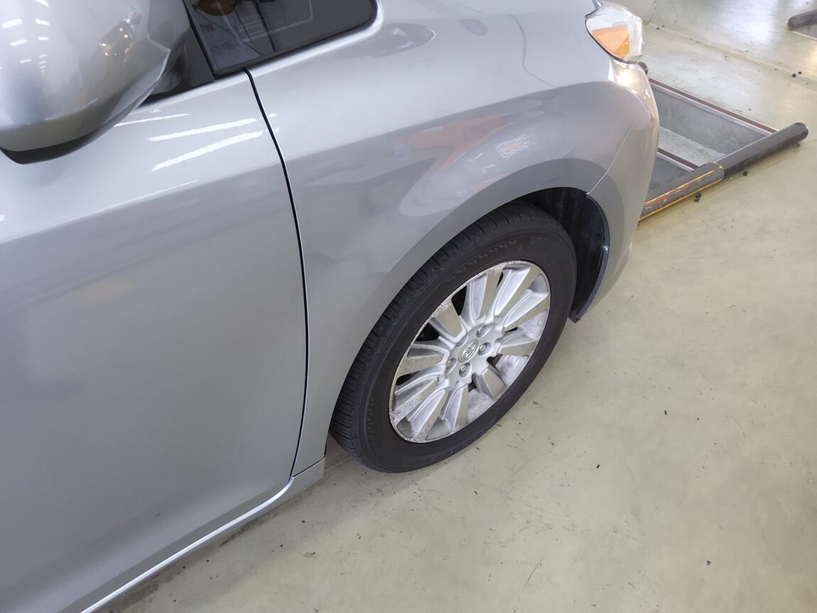 TOYOTA SIENNA (3RD GEN) 3.5 LIMITED 2012 - zdjęcie 22