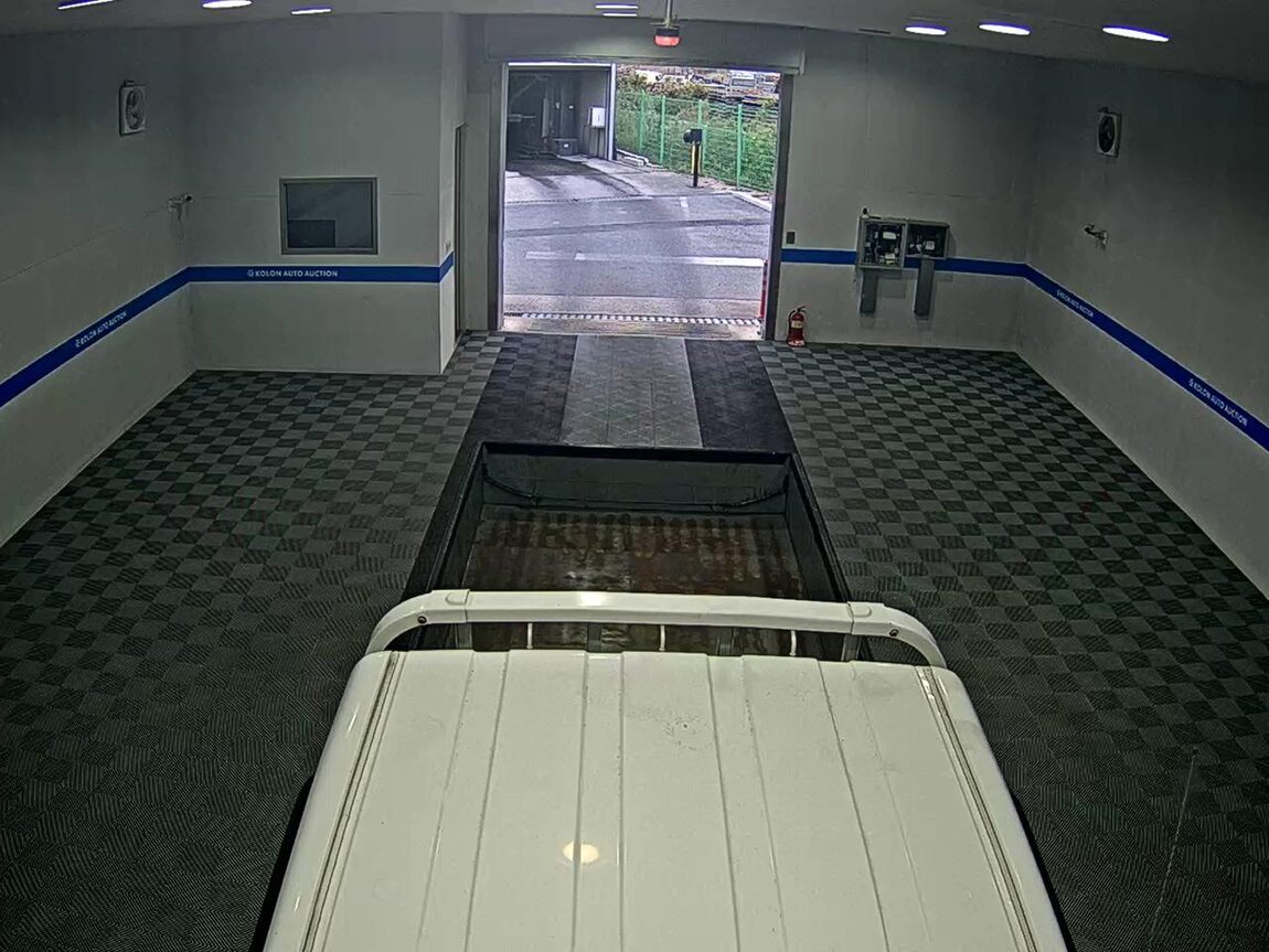 KIA THE NEW BONGO III CARGO 1 TON KING CAB EXTRA LONG WHEELBASE GL 2022 - zdjęcie 7