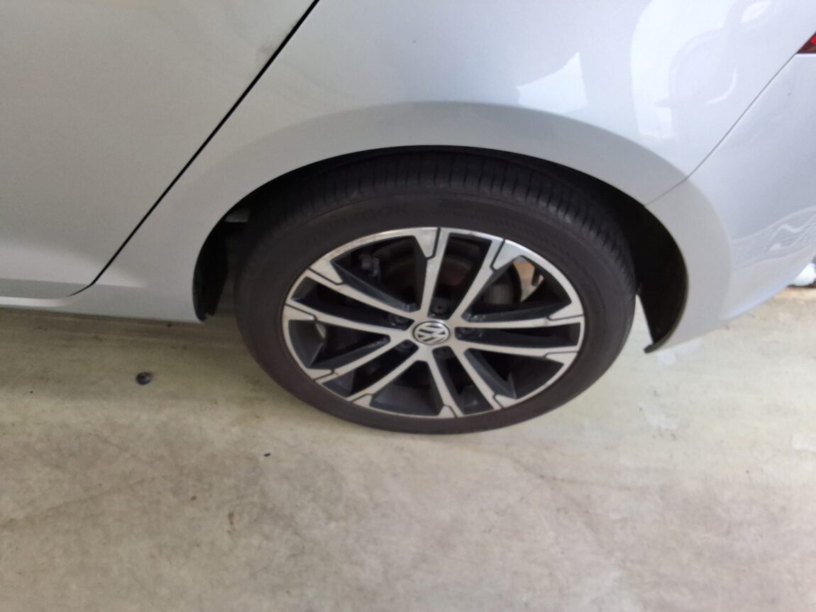 VOLKSWAGEN GOLF (7TH GEN) 2.0 TDI PREMIUM 2014 - zdjęcie 20