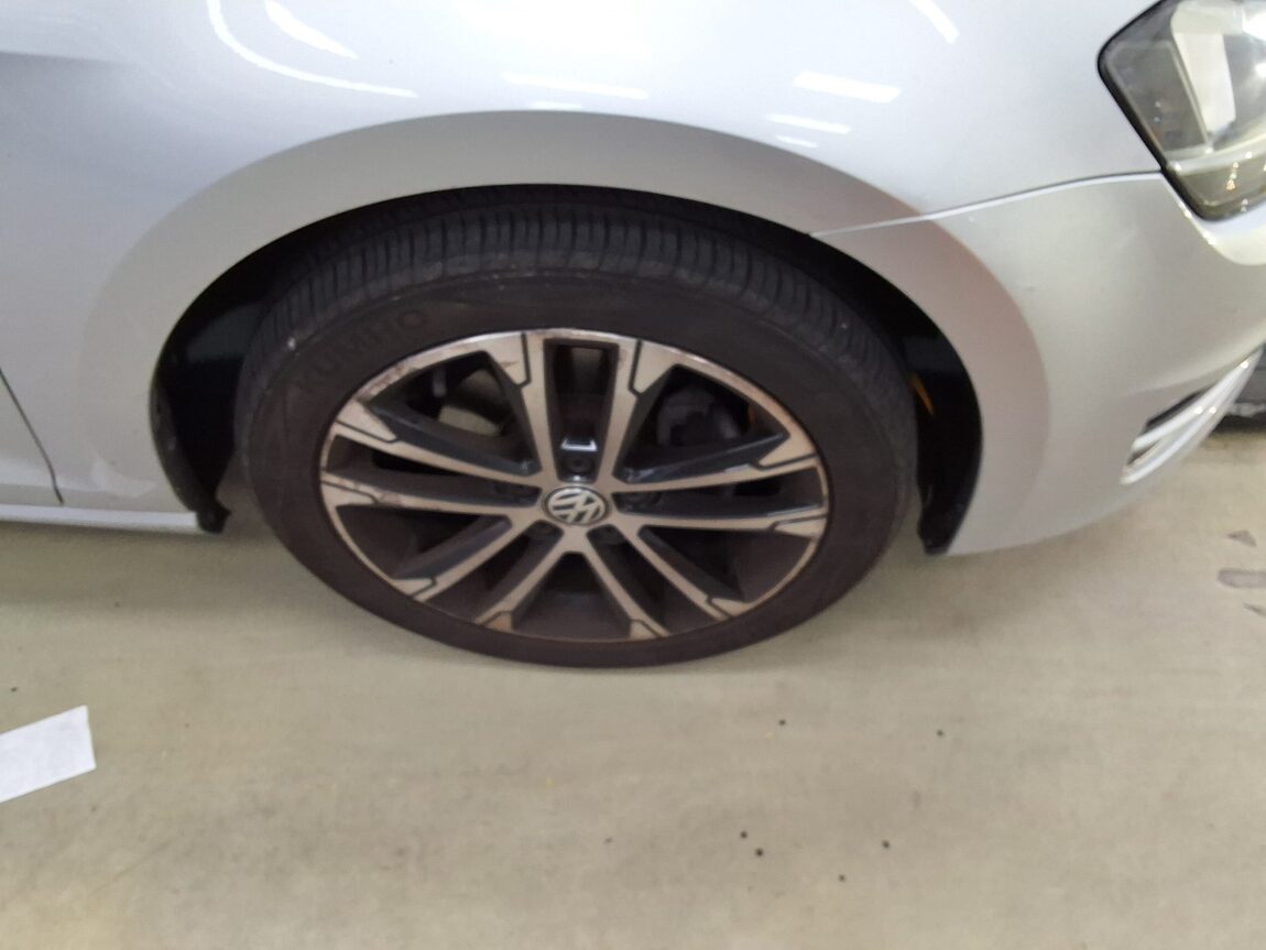 VOLKSWAGEN GOLF (7TH GEN) 2.0 TDI PREMIUM 2014 - zdjęcie 21