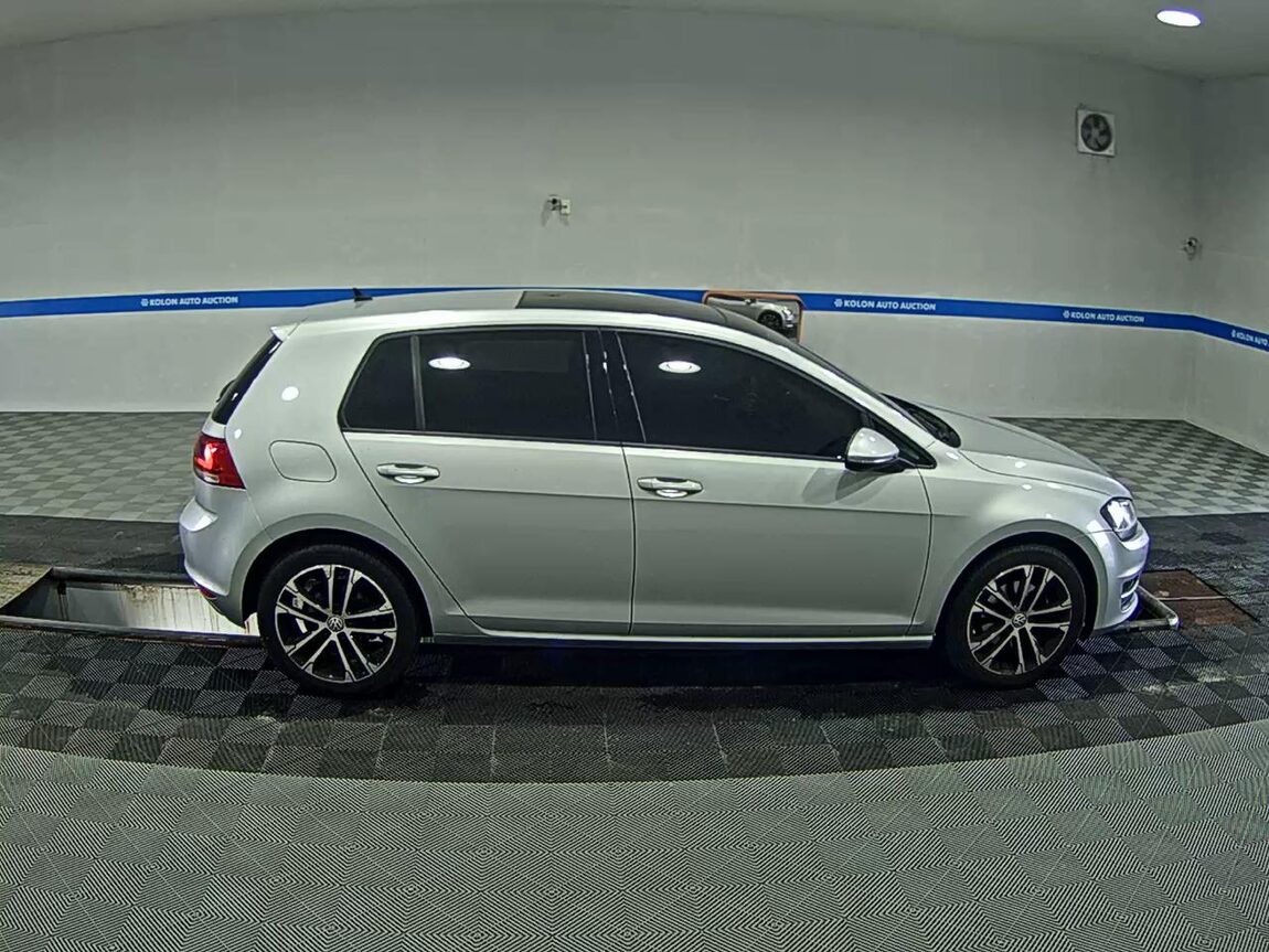 VOLKSWAGEN GOLF (7TH GEN) 2.0 TDI PREMIUM 2014 - zdjęcie 4